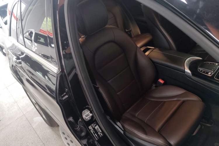 Used Mercedes-Benz GLC 2020 Facelifted GLC 260 L 4MATIC Dynamic Edition Right Front Seat