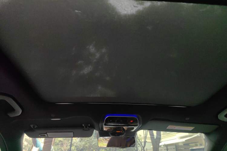 Used Mercedes-Benz E-Class 2025 Facelift E 300 L Luxury Edition
