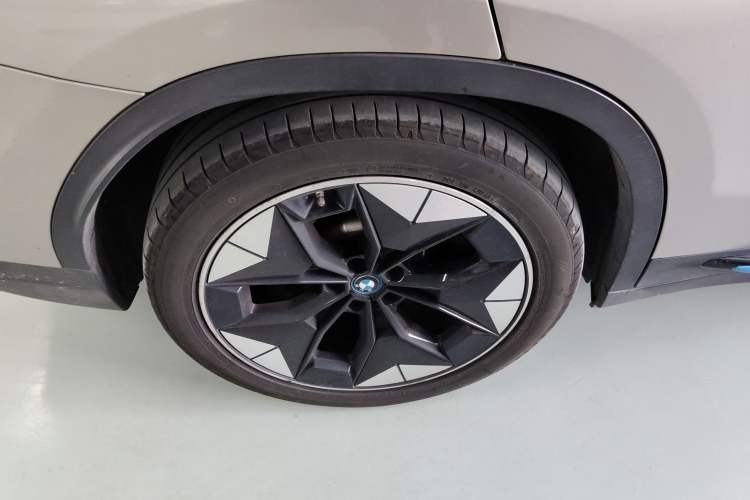 Used BMW iX3 2021 Leading Type