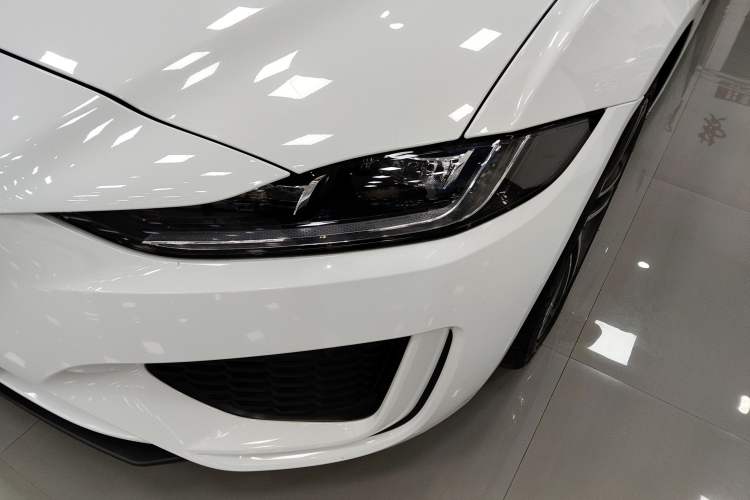 Used Jaguar XEL 2023 2.0T 250 PS R-DYNAMIC S Advanced Sport Edition
