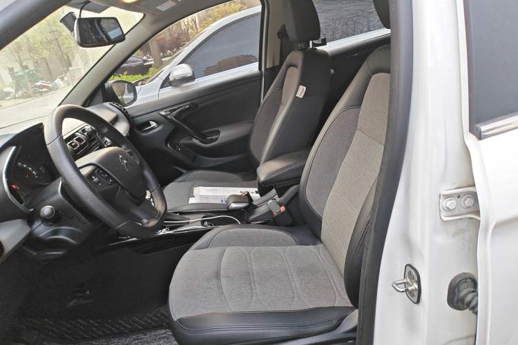 Used Citroen C3-XR 2019 230THP DCT ORIGINS Centennial Deluxe Edition Left Front Seat