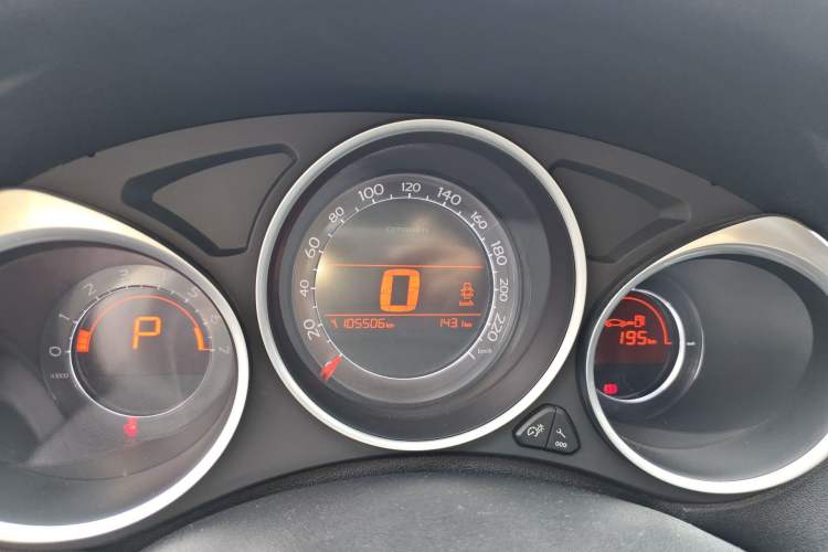 Used Citroen C4L 2013 1.8L Automatic Jingzhi Edition
