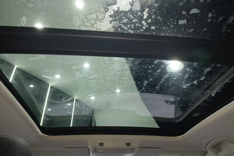 Used Volkswagen Tayron GTE Plug-in Hybrid 2020 1.4T Luxury Model Headliner