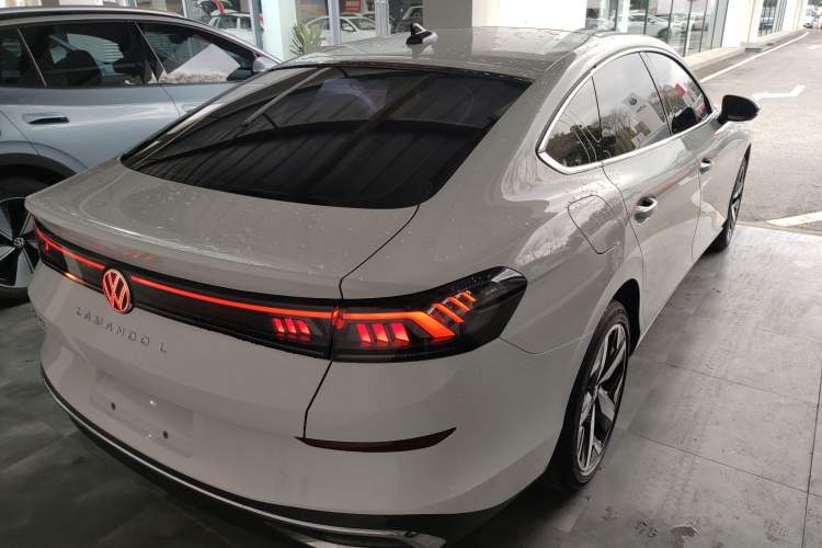 Used Volkswagen Lamando 2025 Lavida L 280TSI DSG Cool & Spicy Edition Rear