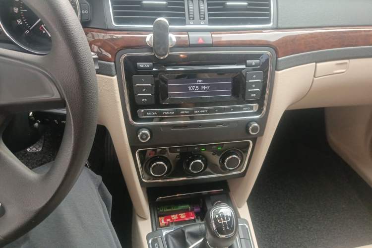 Used Skoda Superb 2013 1.8 TSI Manual MingShi Edition