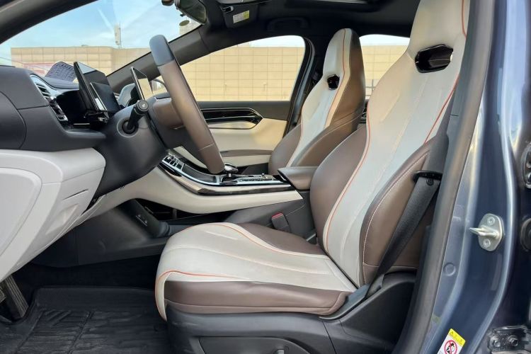 Used BYD Qin PLUS 2024 HONOR Edition DM-i 120KM Beyond Model