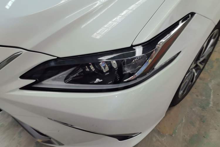 Used Lexus ES 2022 200 Excellence Edition