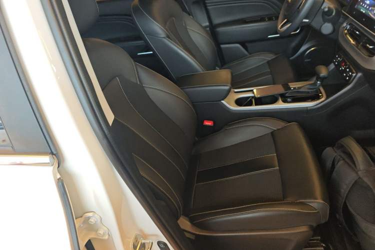 Used GAC Trumpchi GS3 2021 POWER 270T Automatic Dynamic Edition Right Front Seat