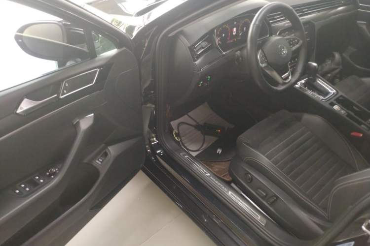 Used Volkswagen Magotan 2020 330TSI DSG Luxury Edition
