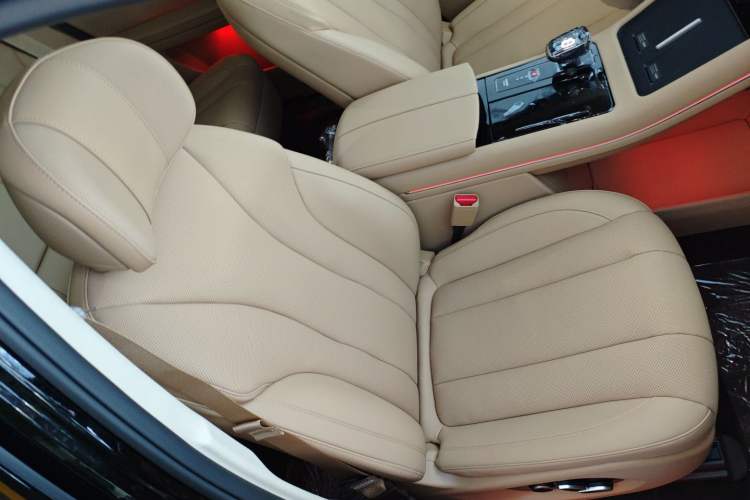 Used Hima AITO M7 2026 Model Range-Extending Pro+ All-Wheel Drive 5-Seater Version
