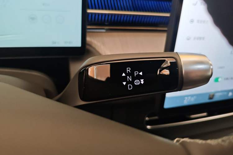 Used XPeng G6 2025 625 Long-Range Max Flagship Edition
