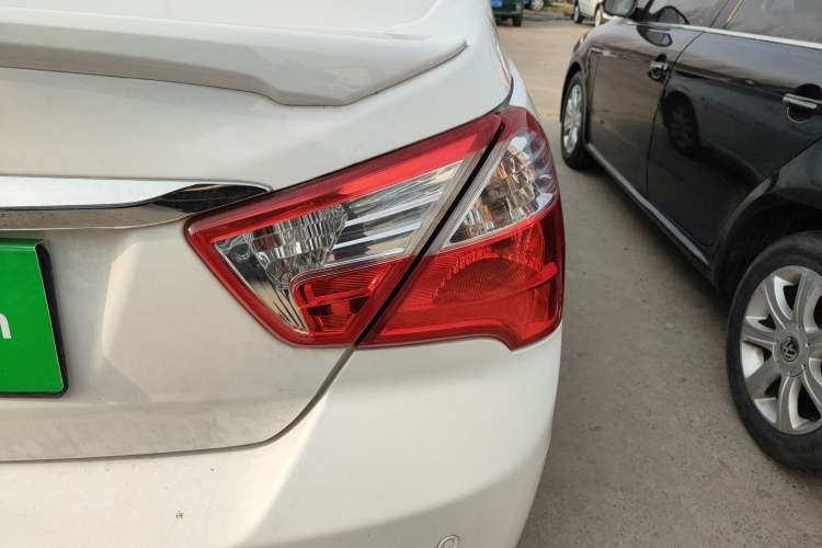 Used Venucia D50 2015 1.6L Manual Fashion Edition