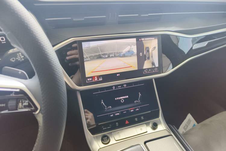 Used Audi A6L 2024 40 TFSI Luxury Dynamic Edition Audio And AC Panel