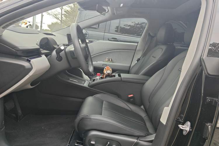 Used Zeekr 007 2024 Rear-Drive Intelligent Driving Version 75 kWh
