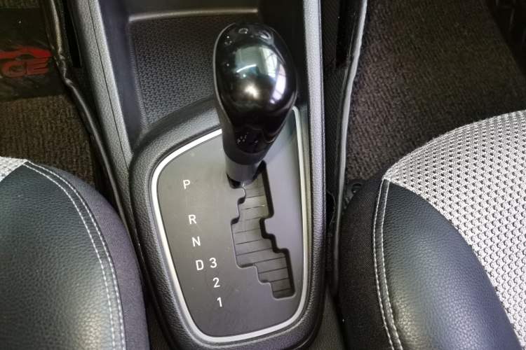 Used Hyundai Verna (older generation) 2017 1.4L Automatic YueXiang Edition China V-standard