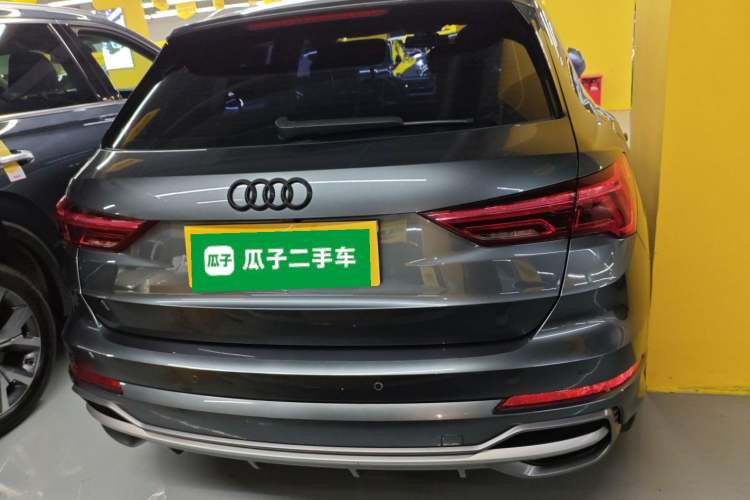 Used Audi Q3 2019 40 TFSI Fashion Dynamic Model
