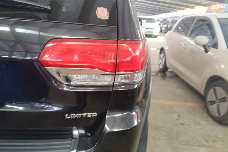 Used Jeep Grand Cherokee 2014 3.0L Comfort Navigation Edition