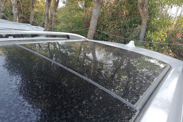 Used Roewe RX5 New Energy 2017 ERX5 EV400 Electric Internet Supreme Edition