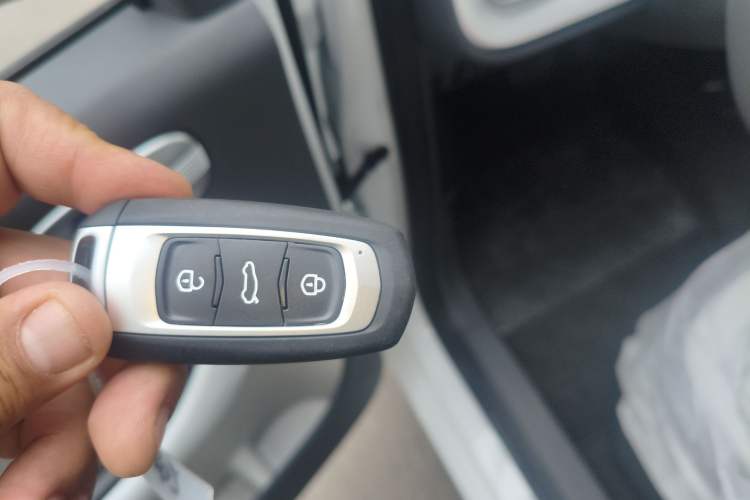 Used Geely Galaxy Panda 2025 210 km – Yuanqi Bear