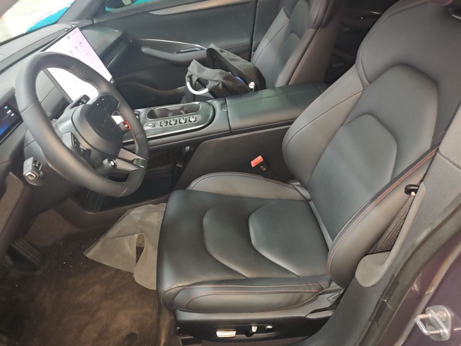 Xiaomi Auto SU7 2024 Rear-Drive Ultra-Long Range Advanced Pro-Level Intelligent Driving Version — снимка 17