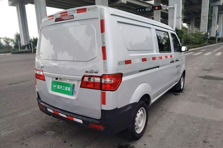 Used Jinbei Hiace X30 2023 1.5L Super-Enjoyment Van 2/5 Seats Non-Air-Conditioned Version SWC15M