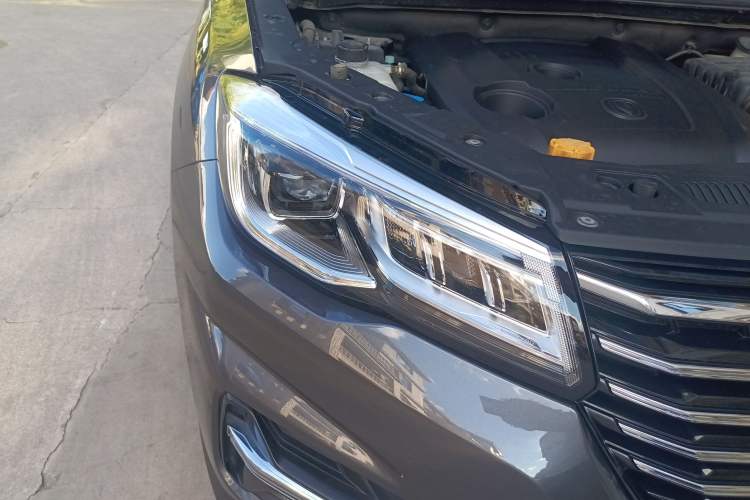 Used CHANGAN CS75 2018 280T Automatic Smart Edition China V-standard Right Front Headlight