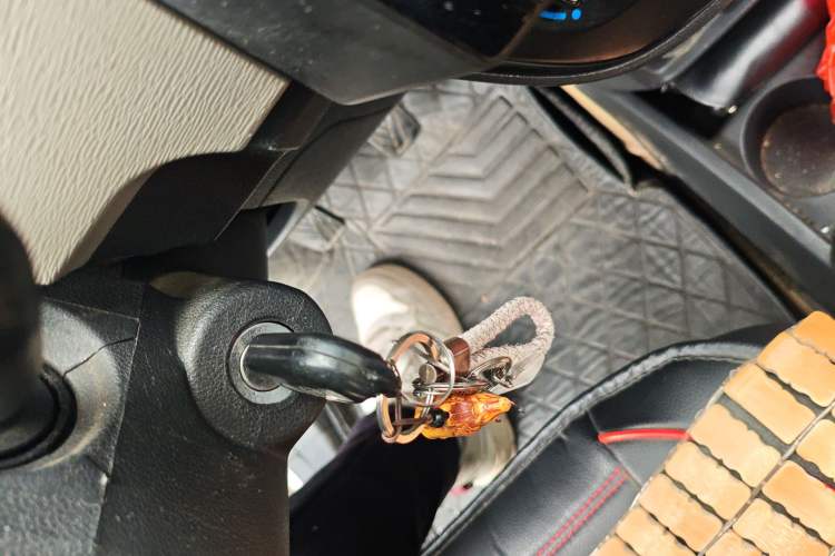 Used CHANGAN OSHAN Olisway 2015 1.2L Manual Enjoyment Model