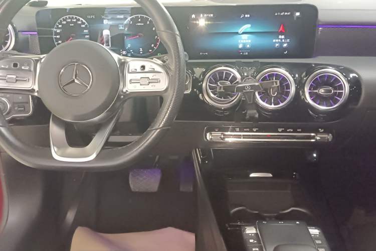 Used Mercedes-Benz A-Class 2021 A 200 L Sport Sedan Fashion Model