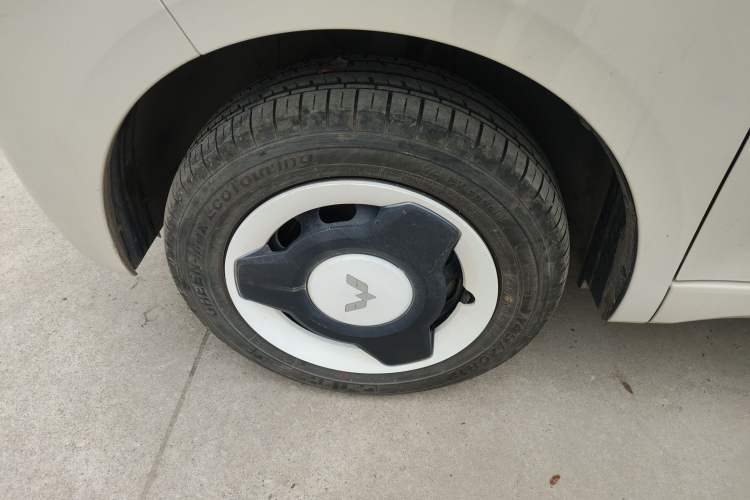 Used Wuling Hongguang MINIEV 2024 3rd Generation 215km Youth Edition Exterior 4