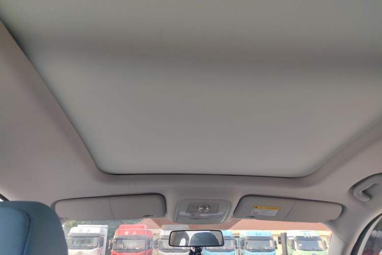 Used Roewe RX8 2019 30T Two-Wheel Drive Supreme Flagship Edition
