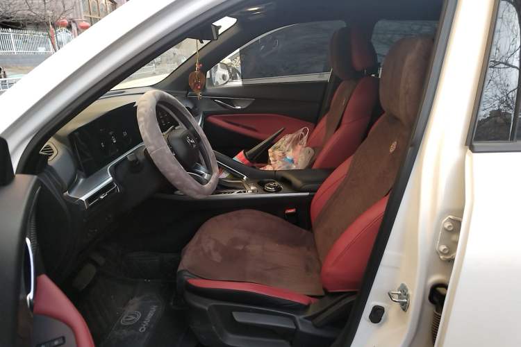 Used Changan CS35PLUS 2021 Revised Version Blue Whale NE 1.4T DCT Luxury Edition
