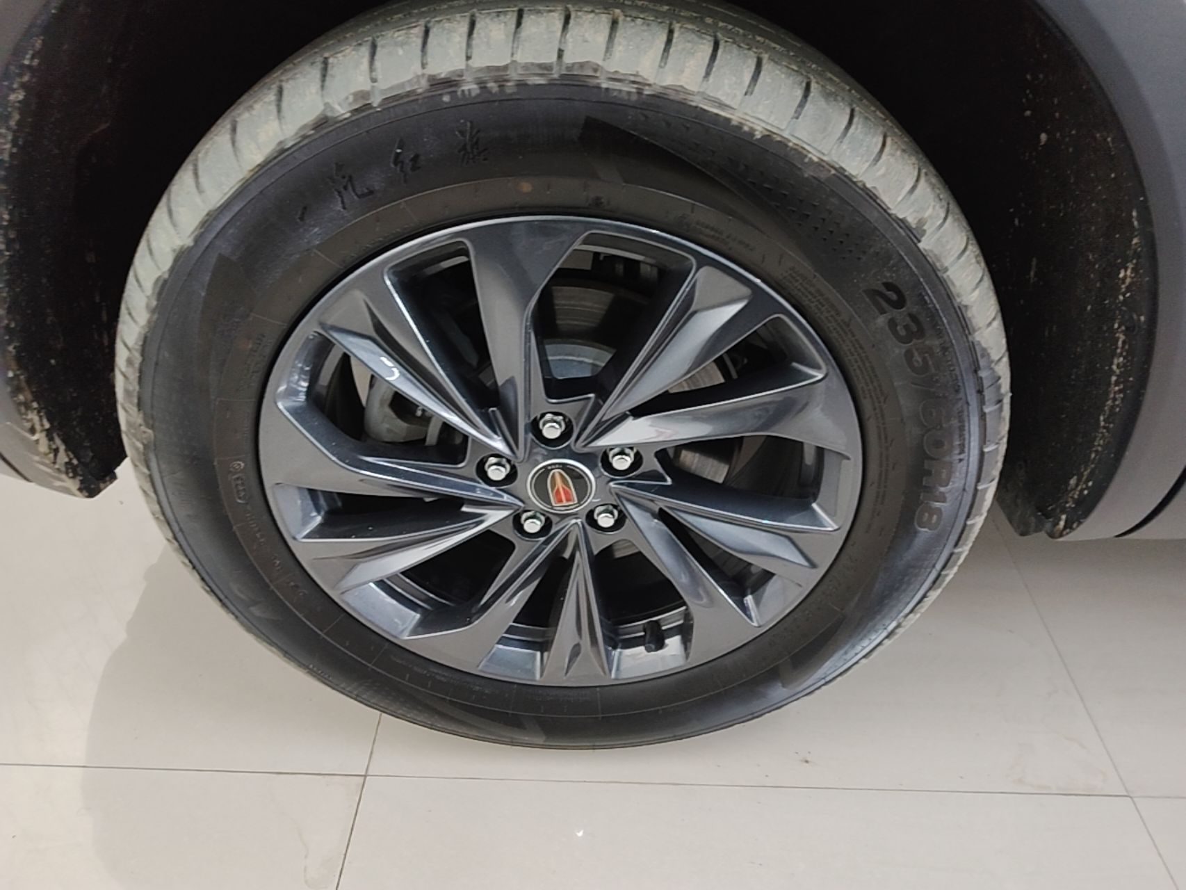Hongqi HS5 2025 2.0T Two-Wheel Drive Flagship Pro Edition - Chinese Trim Xiang — снимка 11