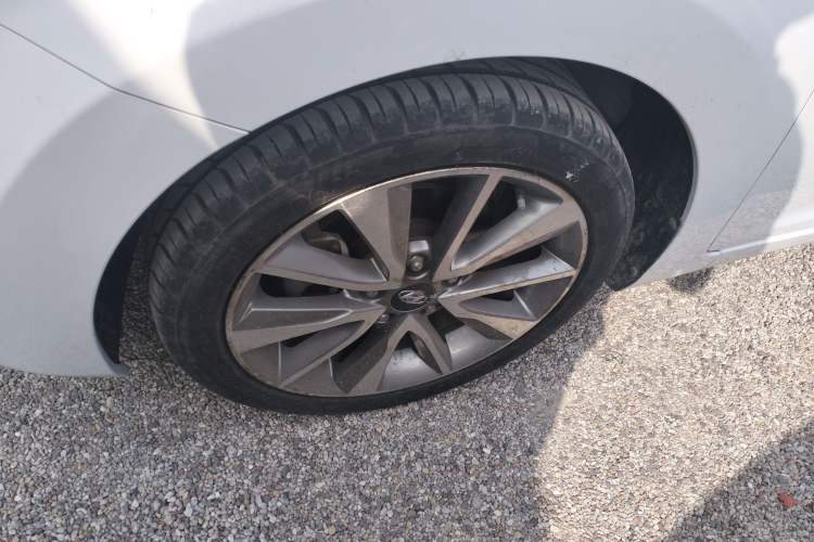 Used Hyundai Elantra (5th Generation / Langdong) 2015 1.6L Automatic Luxury Model