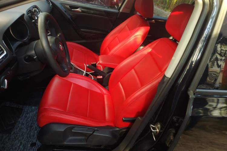 Used Volkswagen Golf 2011 1.6L Automatic Comfort Model