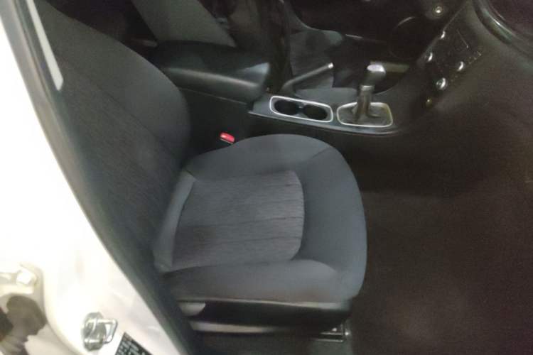 Used Bestune B50 2016 1.6L manual Comfort trim level