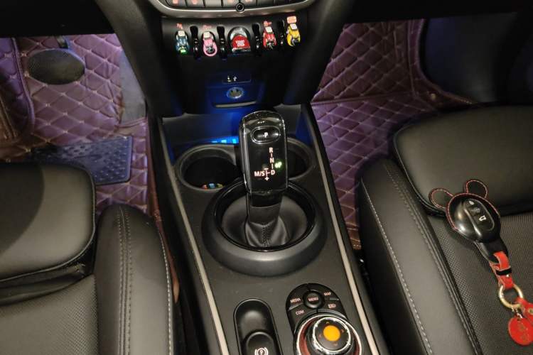 Used MINI Countryman 2021 1.5T COOPER Connoisseur Gear Lever