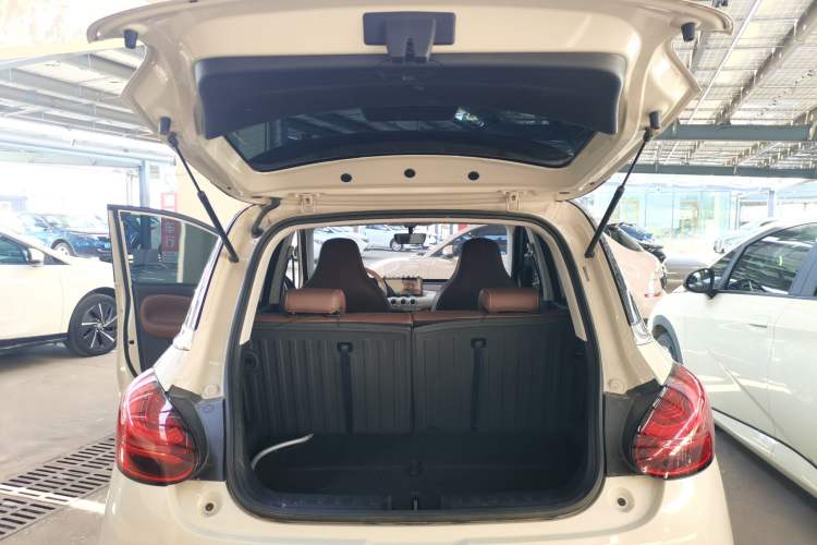 Used Wuling Bingo 2024 333 km Enjoyment Version Trunk