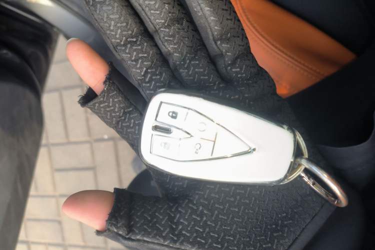 Used CHANGAN UNI-V 2024 1.5T Prestige Sport Edition