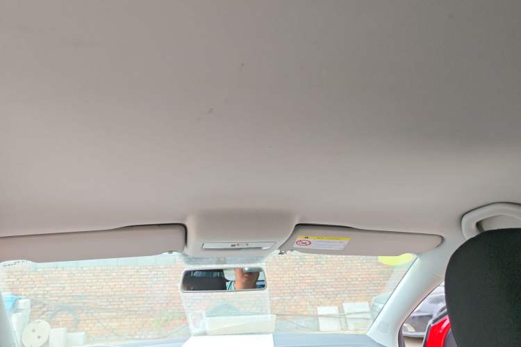 Used Volkswagen Polo 2014 1.4L Manual Fashion Edition Headliner