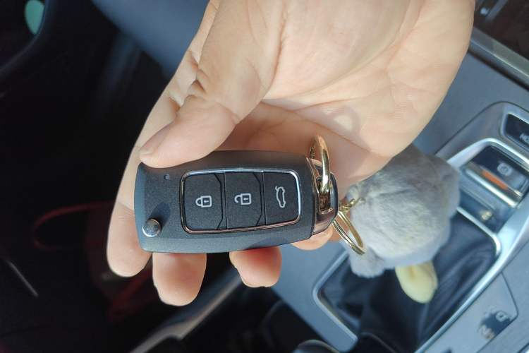 Used CHANGAN CS75 2023 Enjoy Edition 1.5T DCT Prestige Version Vehicle Key