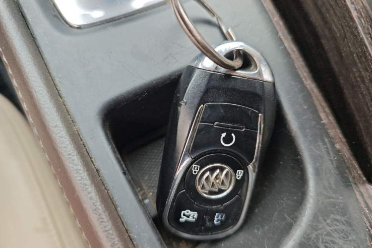 Used Buick LaCrosse 2016 20T Leading Model
