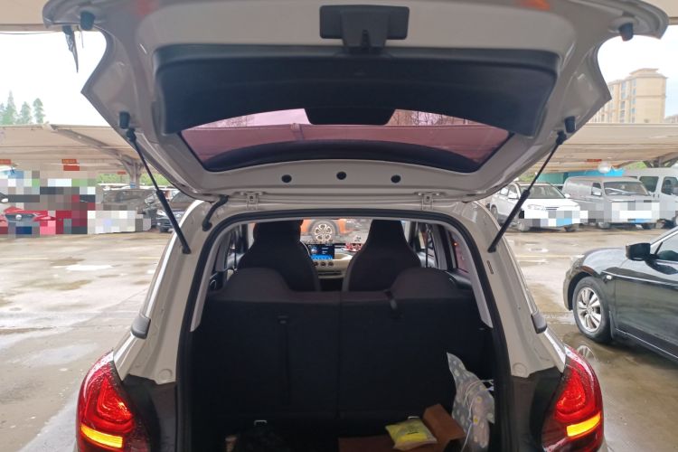 Used Wuling Bingo 2023 203km Light Edition Trunk