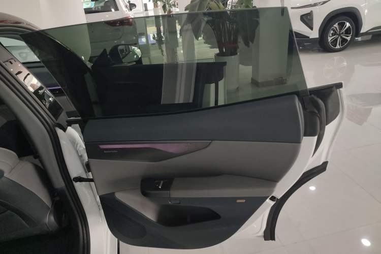 Used Lynk & Co 07 2024 EM-P 126 Long-Range Ultra