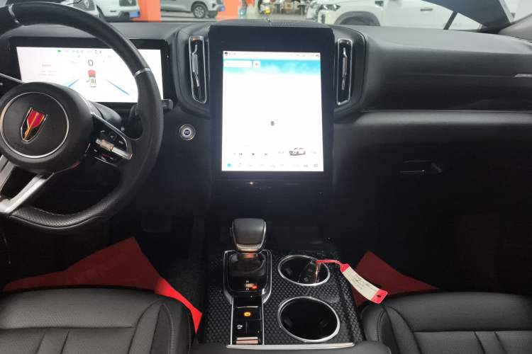 Used Hongqi HS3 PHEV 2024 PHEV 115km Jingwei Edition Audio And AC Panel