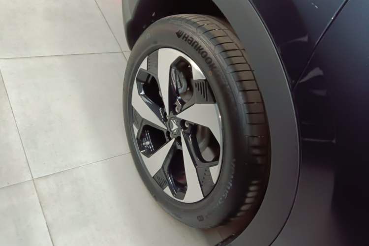 Used ARCFOX Alpha T5 2025 520 MAX
