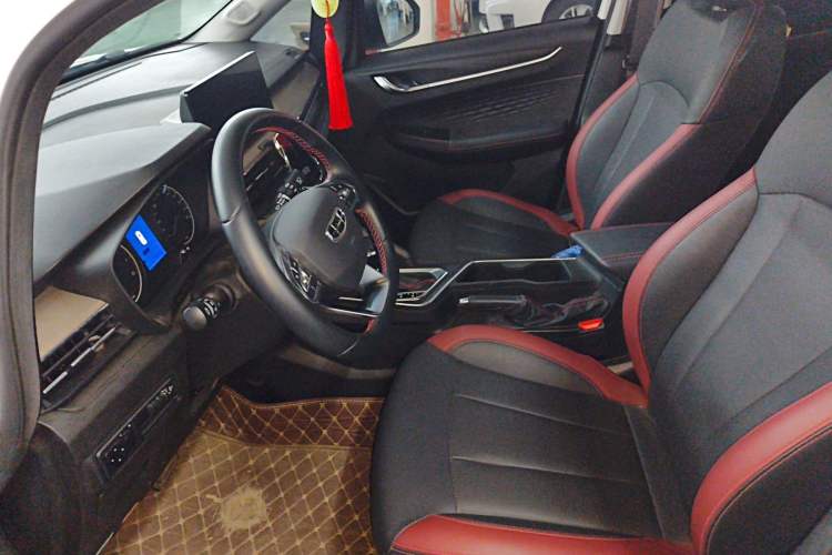 Used Geely Auto Vision X3 2021 PRO 1.5L CVT Deluxe Model
