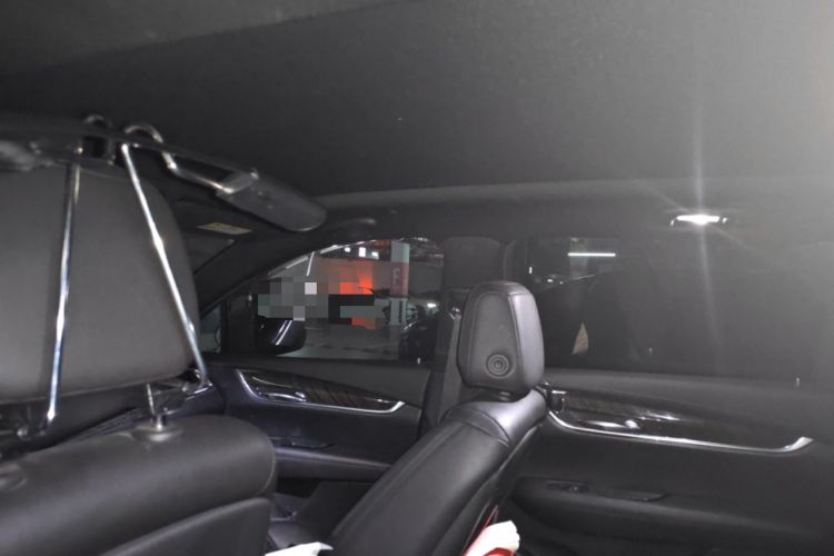 Used Cadillac XT5 2018 28E Four-Wheel Drive Tech Version Headliner