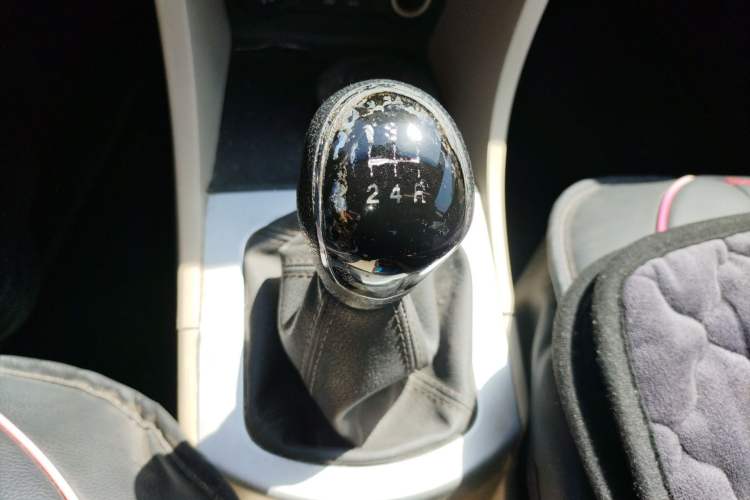 Used JAC Group J6 A30 2013 1.5L Manual Comfort Model China IV Standard
