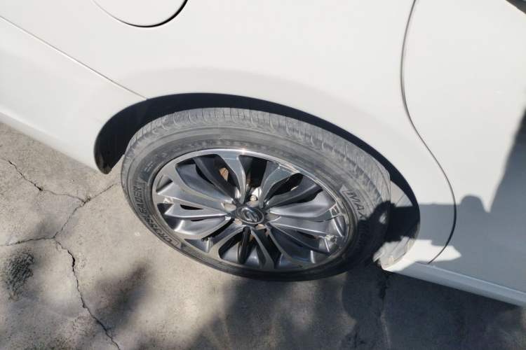 Used GAC Trumpchi GA6 2015 1.8T DCT Luxury Navigation Model
