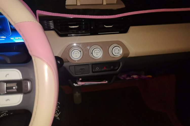 Used Chery QQ Ice Cream 2023 170km Milkshake – Lithium Iron Phosphate
